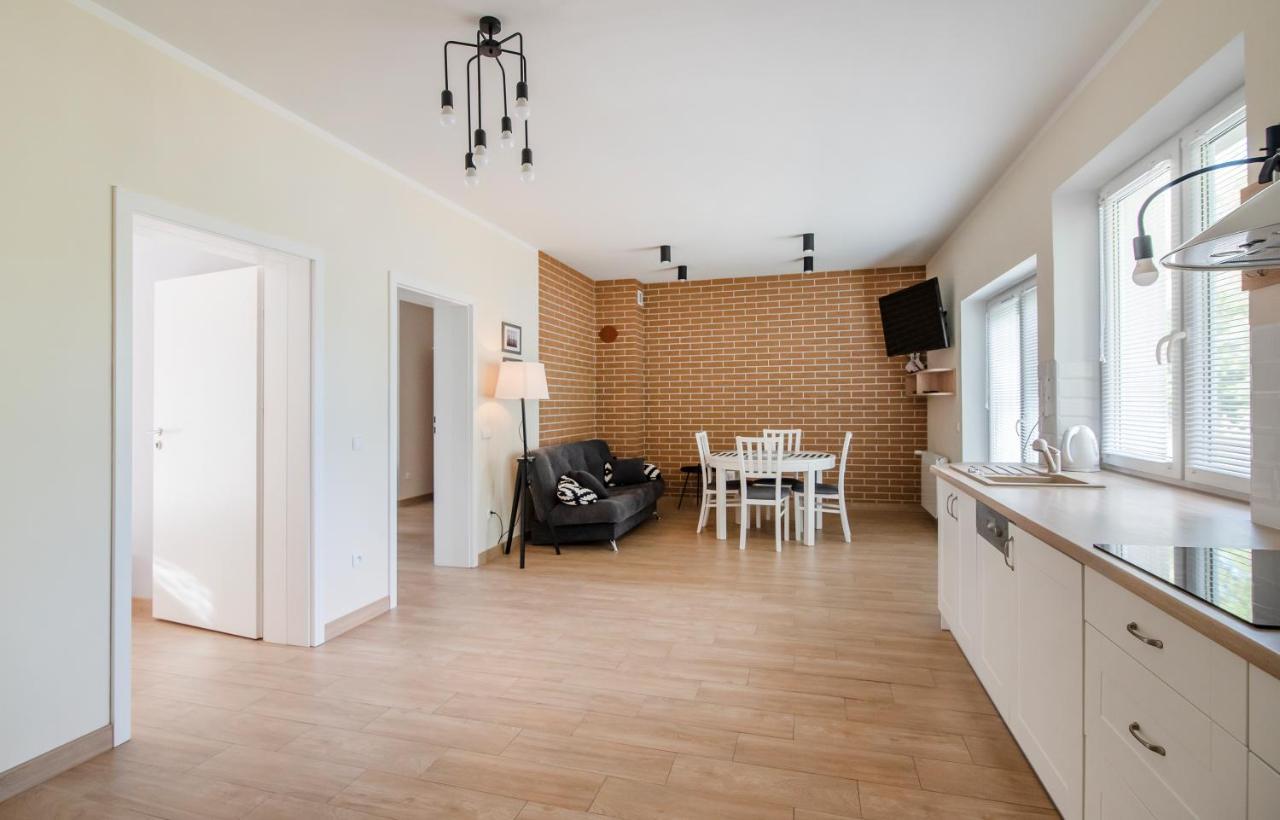 Apartament Pod Zaglem Z Widokiem Na Jezioro, Oczy Mazur ギジツコ エクステリア 写真